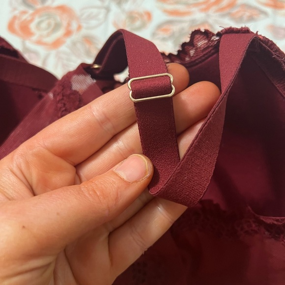 Women's Auden Front Hook Lace T-Back Red Bra Full Coverage Size 36DD - Picture 10 of 11